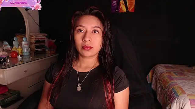 yes0225 online show from October 2, 2025, 1:51 pm