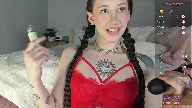 Snapshot of Say_luna chatting on March 11, 2025, 6:30 pm Say luna online show from March 11, 2025, 6:30 pm