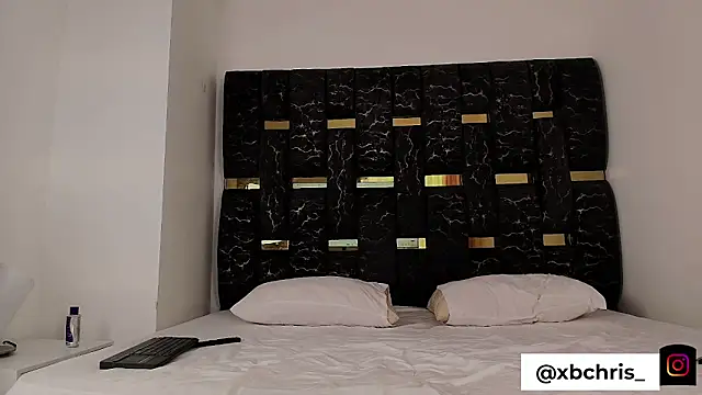 chris blake   online show from September 19, 2025, 6:08 pm