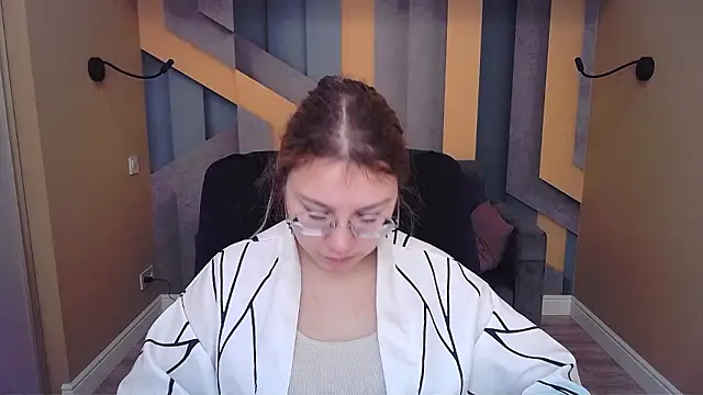 AngelinaLow online show from February 16, 2026, 12:23 pm