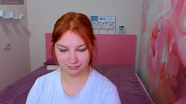 Snapshot of AngelinaLow chatting on May 29, 2026, 11:30 am AngelinaLow online show from May 29, 2026, 11:30 am
