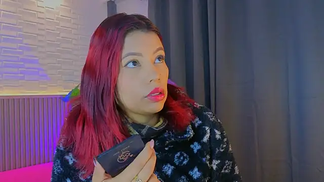 Snapshot of TiffanyWalk chatting on September 27, 2025, 11:15 am TiffanyWalk online show from September 27, 2025, 11:15 am