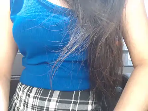 TheMostBeautifullGirl- online show from May 12, 2026, 5:21 pm