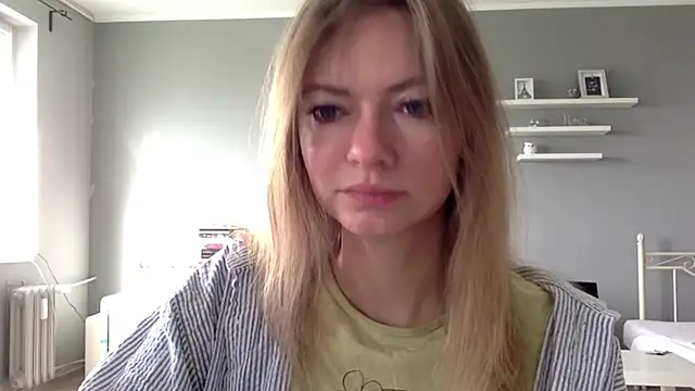 Snapshot of MillieShow chatting on April 12, 2026, 7:13 am MillieShow online show from April 12, 2026, 7:13 am