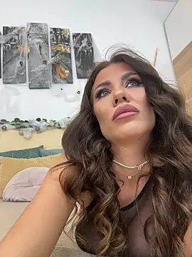 CelineReys online show from October 21, 2025, 5:35 pm