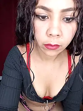 Snapshot of Zafiiiro_ chatting on March 16, 2025, 2:21 am Zafiiiro online show from March 16, 2025, 2:21 am