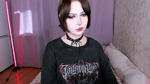 Snapshot of amelia_mays_xx chatting on June 5, 2026, 2:23 pm amelia mays xx online show from June 5, 2026, 2:23 pm