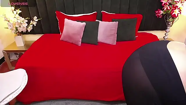 Snapshot of ailyn_maury chatting on October 9, 2025, 1:14 am ailyn maury online show from October 9, 2025, 1:14 am