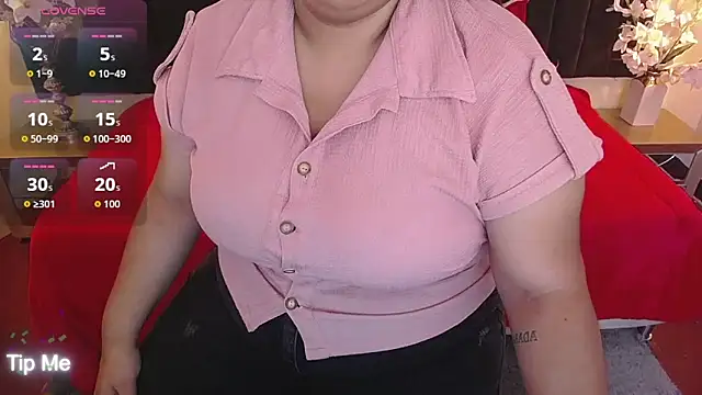 Snapshot of ailyn_maury chatting on May 25, 2026, 1:06 pm ailyn maury online show from May 25, 2026, 1:06 pm
