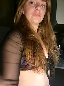 Snapshot of Amesthyst_destiny chatting on September 23, 2025, 9:51 pm Amesthyst destiny online show from September 23, 2025, 9:51 pm