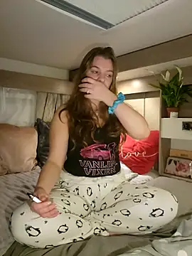 Snapshot of Amesthyst_destiny chatting on November 16, 2025, 4:07 am Amesthyst destiny online show from November 16, 2025, 4:07 am