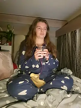 Snapshot of Amesthyst_destiny chatting on November 30, 2025, 2:15 am Amesthyst destiny online show from November 30, 2025, 2:15 am