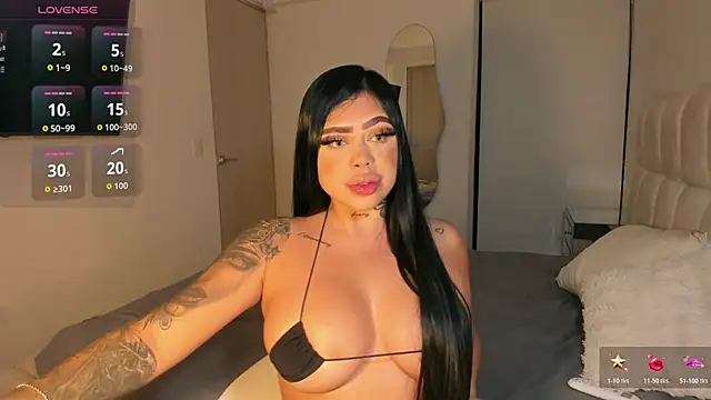Snapshot of rouse__hallberg chatting on May 11, 2026, 12:49 am rouse hallberg online show from May 11, 2026, 12:49 am