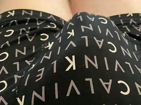 coquin2100 online show from March 17, 2025, 4:33 pm