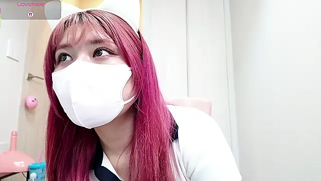 miharu01 online show from April 28, 2026, 4:23 pm