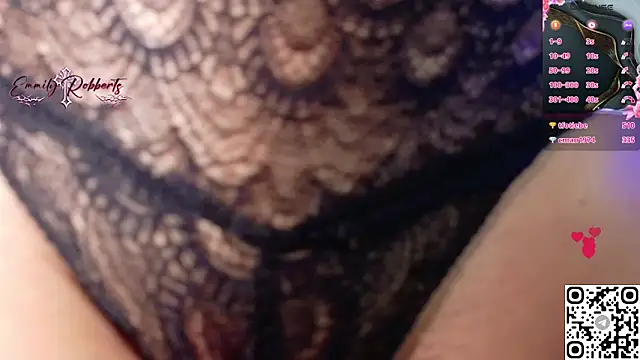 Snapshot of Emmi_Roberts chatting on June 25, 2026, 5:12 am Emmi Roberts online show from June 25, 2026, 5:12 am