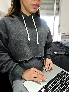 Snapshot of Alyssa_76 chatting on November 3, 2025, 4:08 pm Alyssa 76 online show from November 3, 2025, 4:08 pm