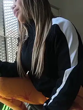 Alyssa 76 online show from May 15, 2026, 1:51 pm