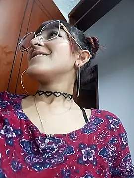 Hairydoll  online show from October 29, 2025, 10:44 pm