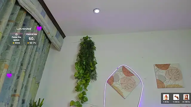 Snapshot of Quiinn_bx chatting on June 22, 2026, 8:39 pm Quiinn bx online show from June 22, 2026, 8:39 pm