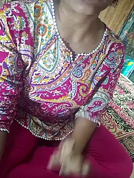 Shalini telugu09 online show from November 11, 2025, 6:46 am