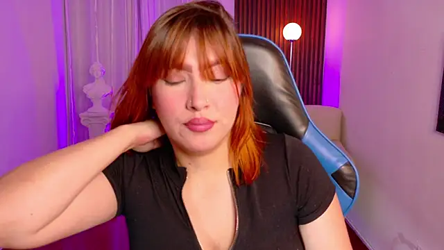 karla hill 28 online show from May 28, 2026, 3:37 am