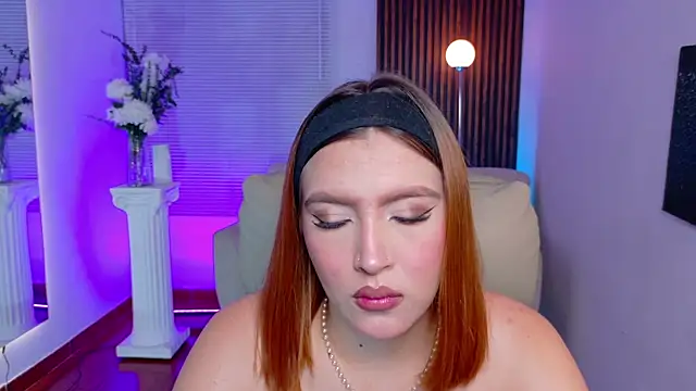 karla hill 28 online show from July 20, 2026, 3:21 am