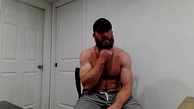 Snapshot of clarkefit chatting on November 11, 2025, 11:43 am clarkefit online show from November 11, 2025, 11:43 am