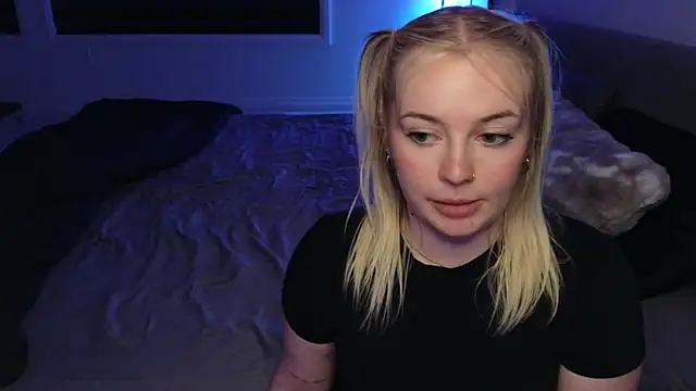 Snapshot of margot_robbie7 chatting on June 29, 2026, 1:34 am margot robbie7 online show from June 29, 2026, 1:34 am
