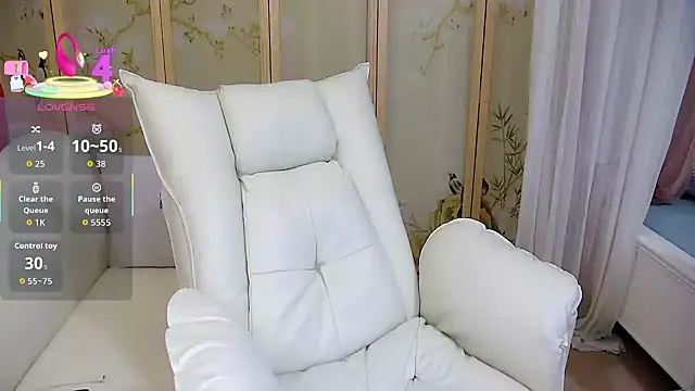 Xiaoxuan-baby online show from November 5, 2025, 5:40 am