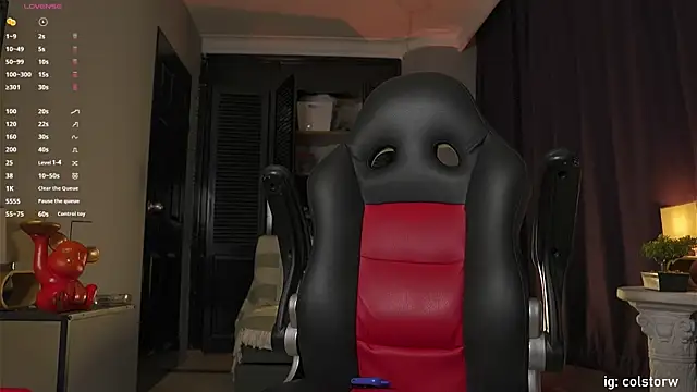 Colstorw  online show from May 20, 2026, 9:59 am