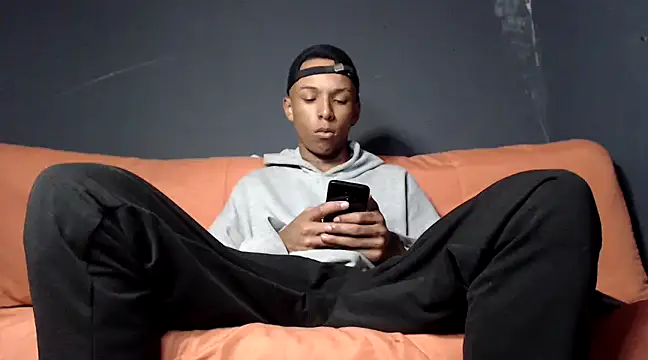 DavidLondo online show from March 18, 2025, 6:57 am