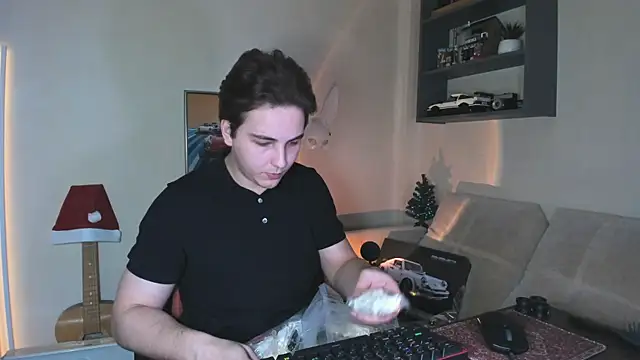 Snapshot of Eric_ether chatting on December 20, 2025, 3:52 pm Eric ether online show from December 20, 2025, 3:52 pm