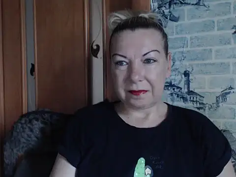 Lillia Ray online show from June 25, 2026, 6:18 am