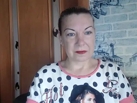 Lillia Ray online show from July 15, 2026, 8:52 am