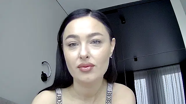 Black swan7777 online show from February 19, 2026, 7:37 am