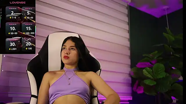 Snapshot of Danaa_Rouse chatting on November 7, 2025, 9:37 pm Danaa Rouse online show from November 7, 2025, 9:37 pm