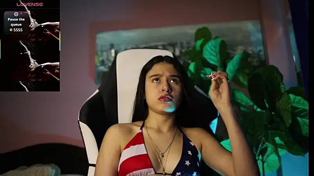 Snapshot of Danaa_Rouse chatting on November 28, 2025, 9:39 pm Danaa Rouse online show from November 28, 2025, 9:39 pm