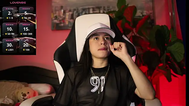 Snapshot of Danaa_Rouse chatting on November 29, 2025, 9:51 pm Danaa Rouse online show from November 29, 2025, 9:51 pm