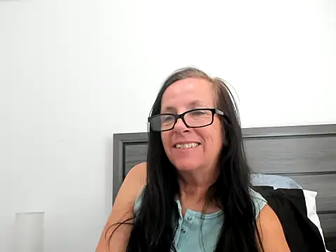 peachgoddess online show from September 12, 2025, 2:28 pm