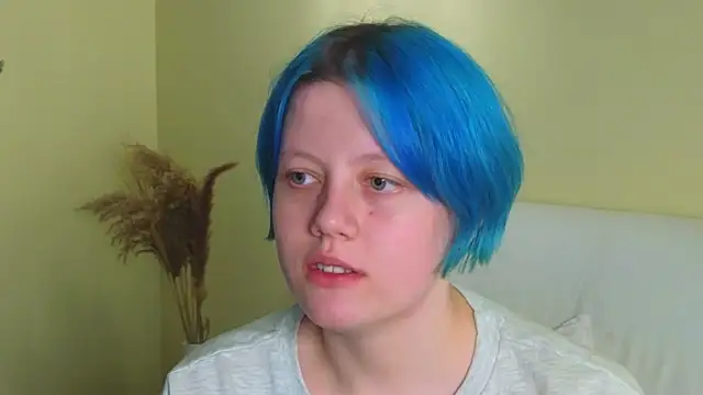 ErlineBeamer online show from March 18, 2025, 4:37 pm