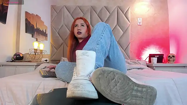 kailinmoonx online show from March 2, 2026, 1:07 pm