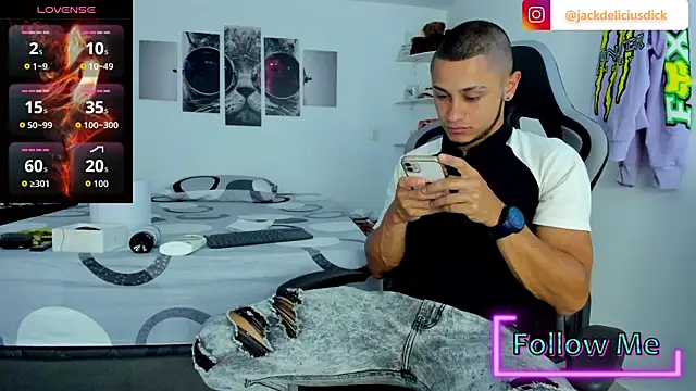 jackdeliciusdick online show from November 9, 2025, 7:56 pm