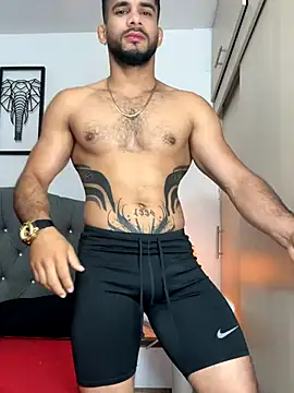 Snapshot of Maximiliano_ford chatting on November 6, 2025, 10:27 am Maximiliano ford online show from November 6, 2025, 10:27 am