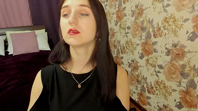 Snapshot of JulietMonli chatting on September 27, 2025, 3:22 am JulietMonli online show from September 27, 2025, 3:22 am