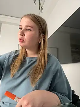 Amy Sky  online show from March 22, 2025, 6:00 am