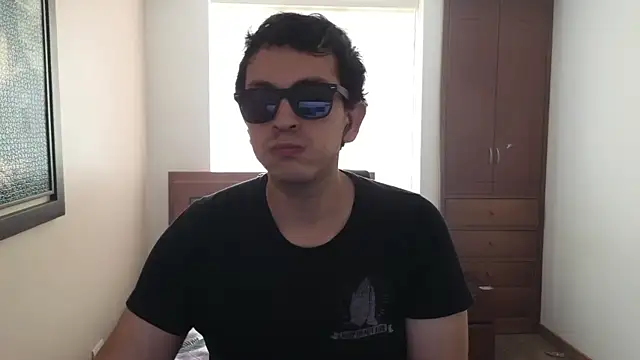 Snapshot of hardaftercum chatting on March 14, 2025, 5:35 pm hardaftercum online show from March 14, 2025, 5:35 pm