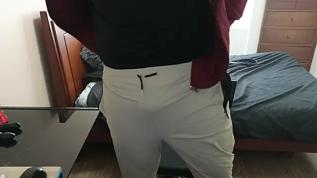 Snapshot of hardaftercum chatting on November 6, 2025, 2:40 pm hardaftercum online show from November 6, 2025, 2:40 pm