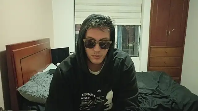 Snapshot of hardaftercum chatting on July 2, 2026, 3:23 am hardaftercum online show from July 2, 2026, 3:23 am