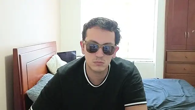 Snapshot of hardaftercum chatting on July 3, 2026, 8:37 pm hardaftercum online show from July 3, 2026, 8:37 pm